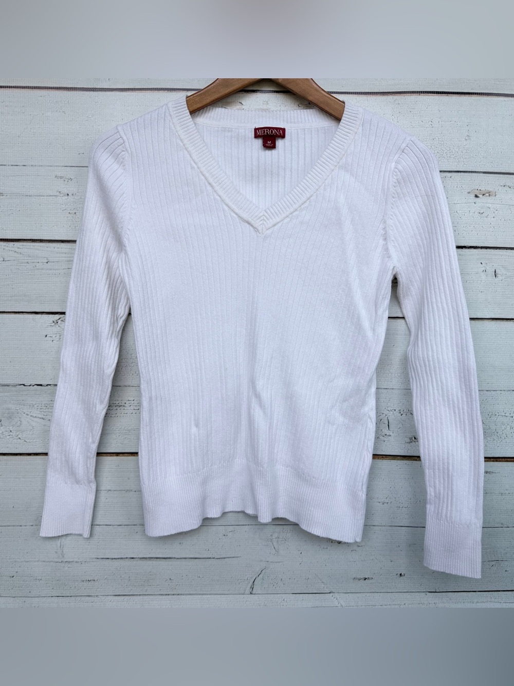 Merona Ribbed V-Neck Long Sleeve Sweater - Size Medium